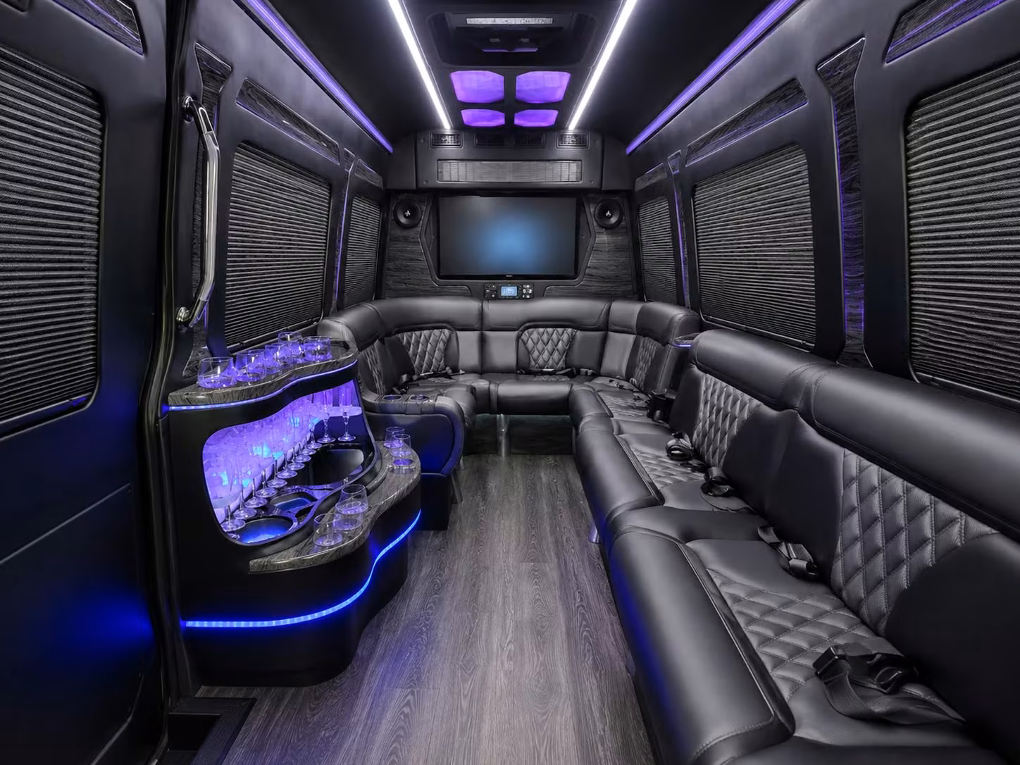 choosing the right bus size for gilbert government military group transportation