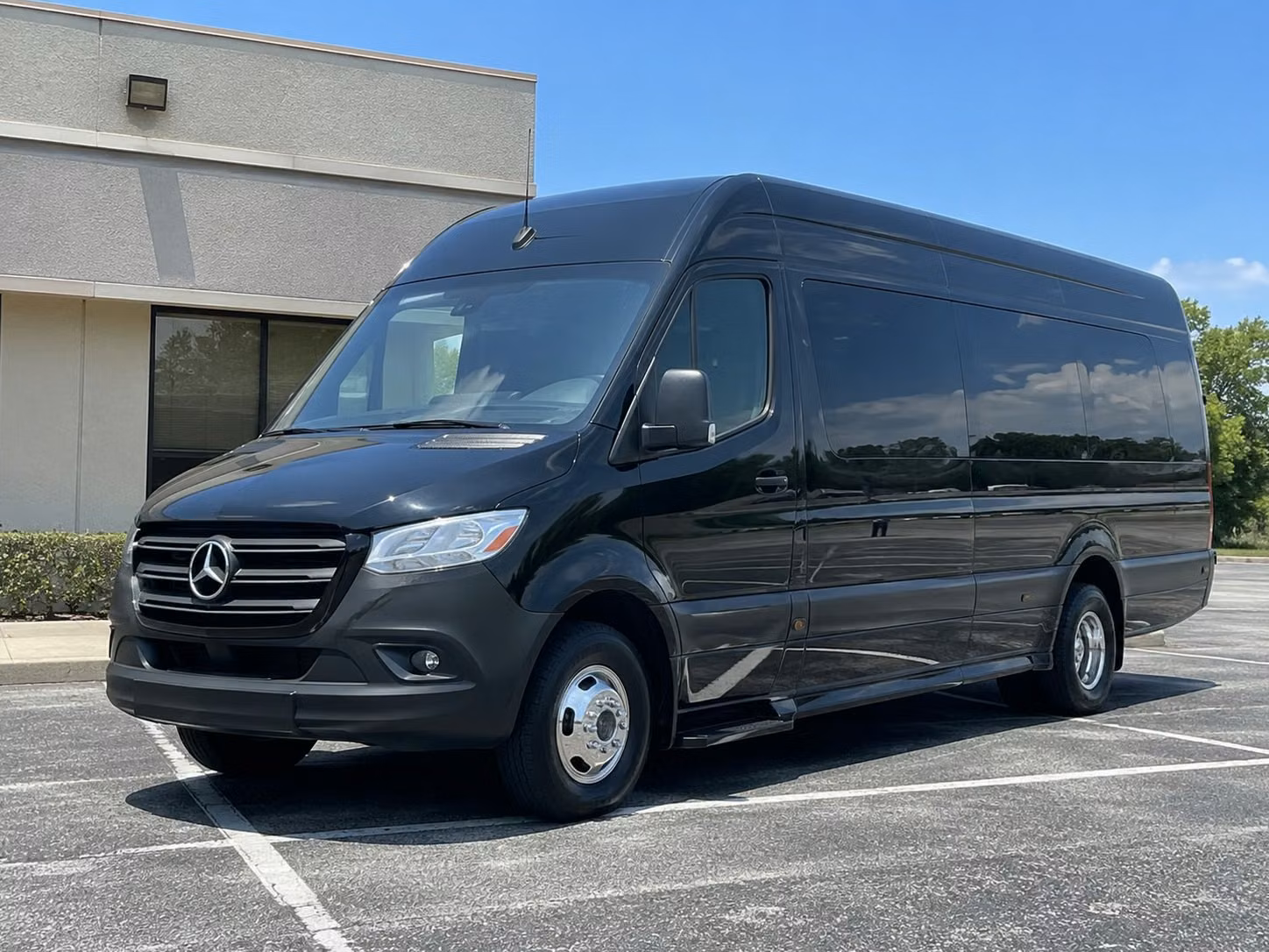employee shuttles in gilbert